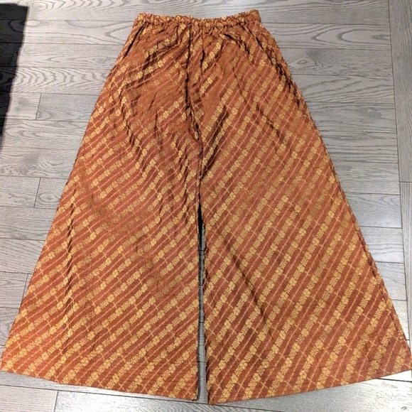 Brown Asymmetrical Tiered Long Sleeve Indian Punjabi Silk Suit- S Like New - Picture 3 of 5